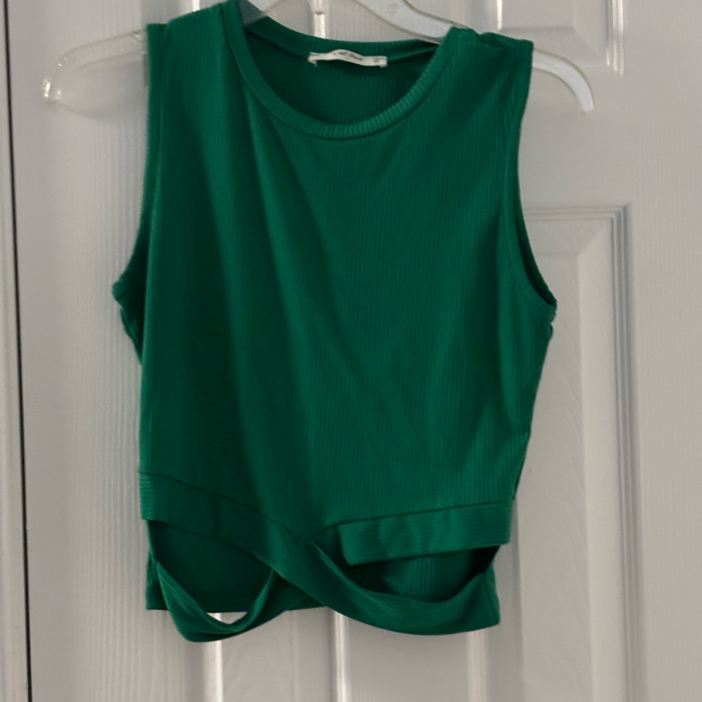 Green Sleeveless Women's Top
